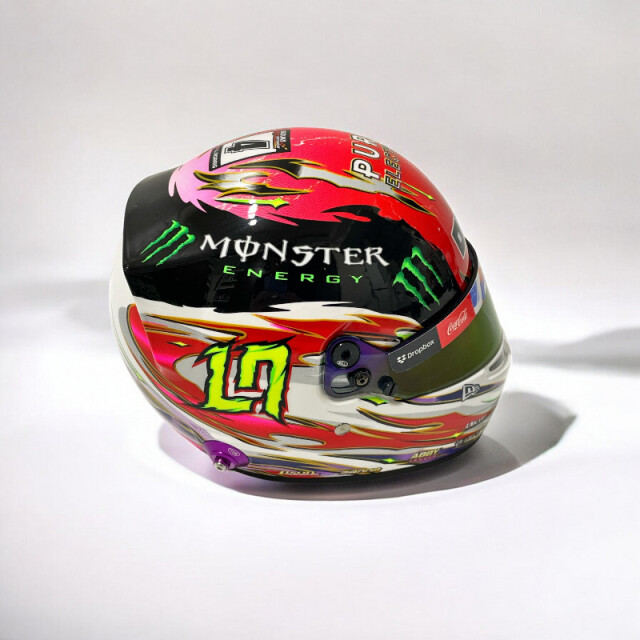 L.ノリス直筆サイン入 2024日本GP 1/2ヘルメット F1グッズ・ミニカー