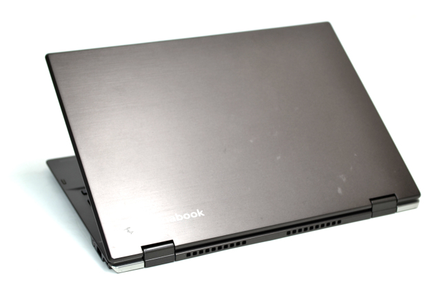 2-in-1 フルHD タッチパネル 東芝 dynabook V72/BME Core i5 7200U 顔