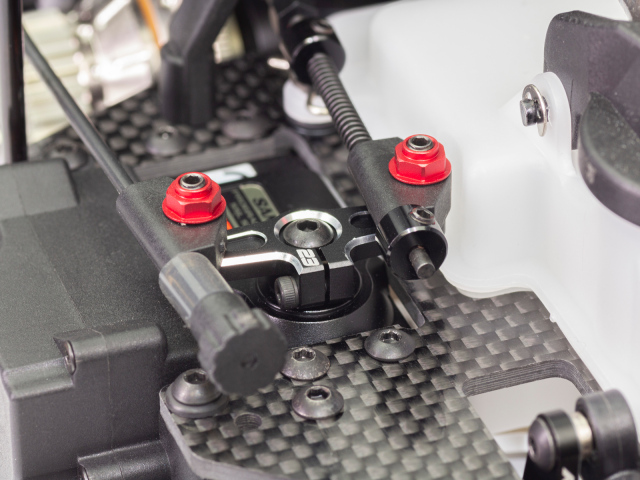 ALUMINUM TH SERVO HORN SET(25T/IF15-2)