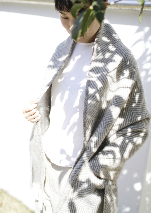 ラプアンカンクリ｜ポケットショール MARIA｜グレーホワイト