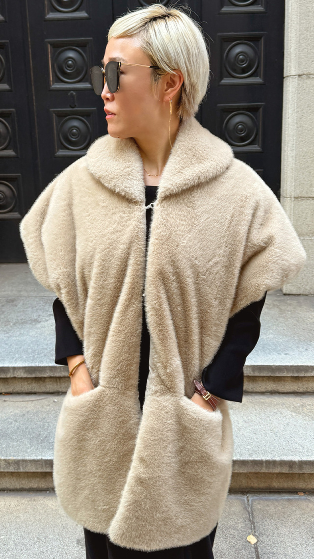 リッチボリュームファーポンチョ｜JENNE(ジェンヌ)公式通販：パリ