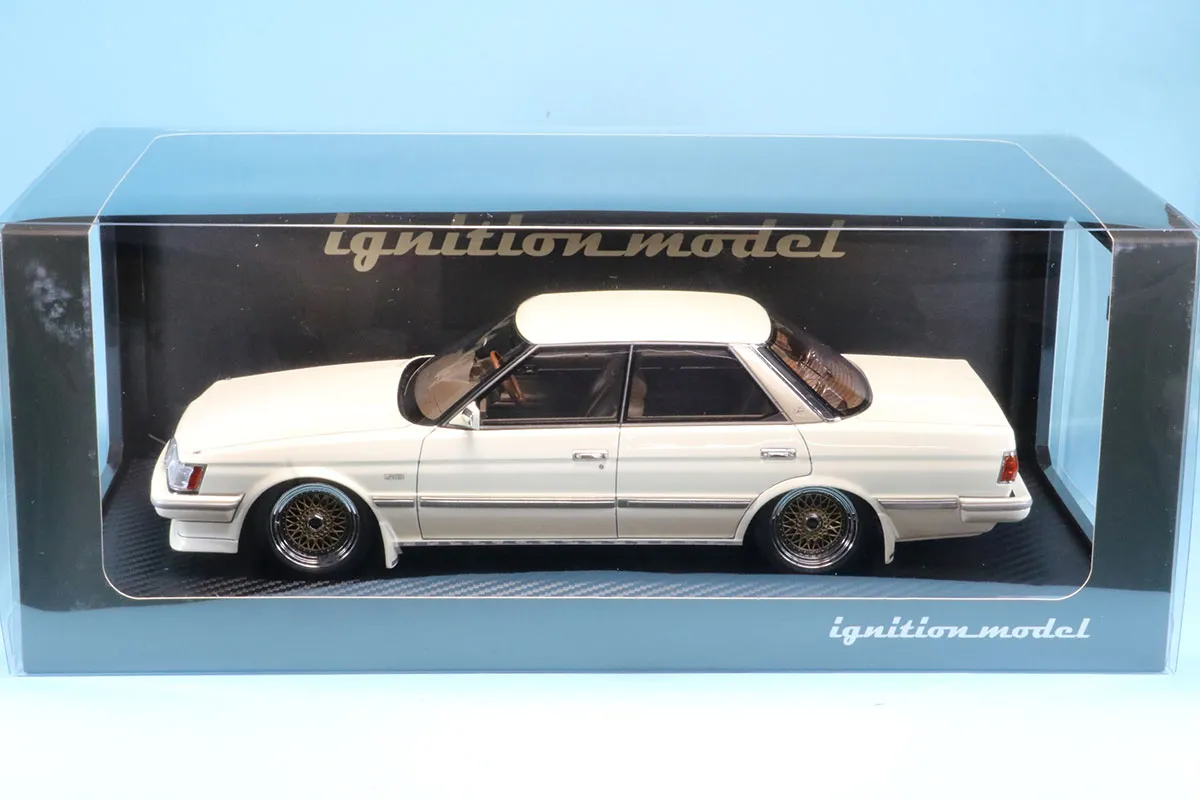 イグニッションモデル 1/18 トヨタ マーク2 グランデ リミテッド (GX71
