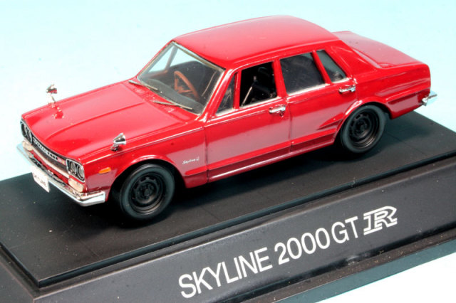 イグニッションモデル 1/18 ニッサン スカイライン 2000 GT-R KPGC10