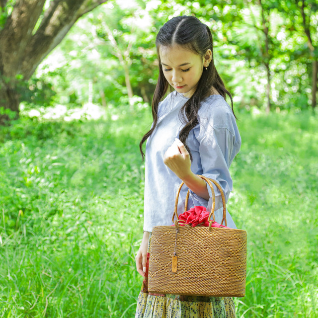 楕円巾着バッグMサイズ マチ広 (NAB695B) Rosily(ロージリー) バリ島