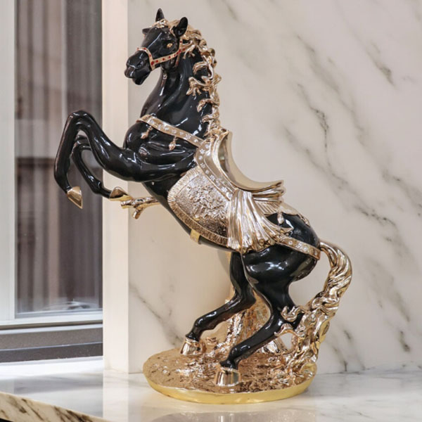 風水・開運インテリア・跳ね馬の置物（立ち馬） Mサイズ （ブラック