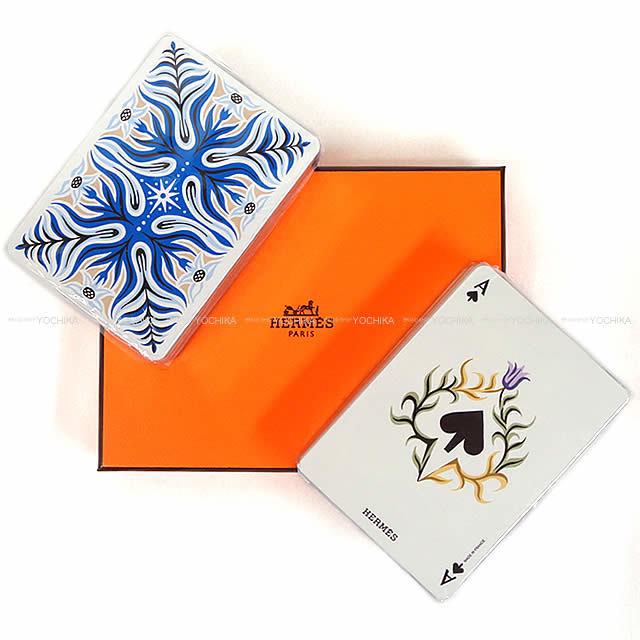 2018年ホリデーギフト HERMES エルメス ノベルティ トランプ 赤(レッド