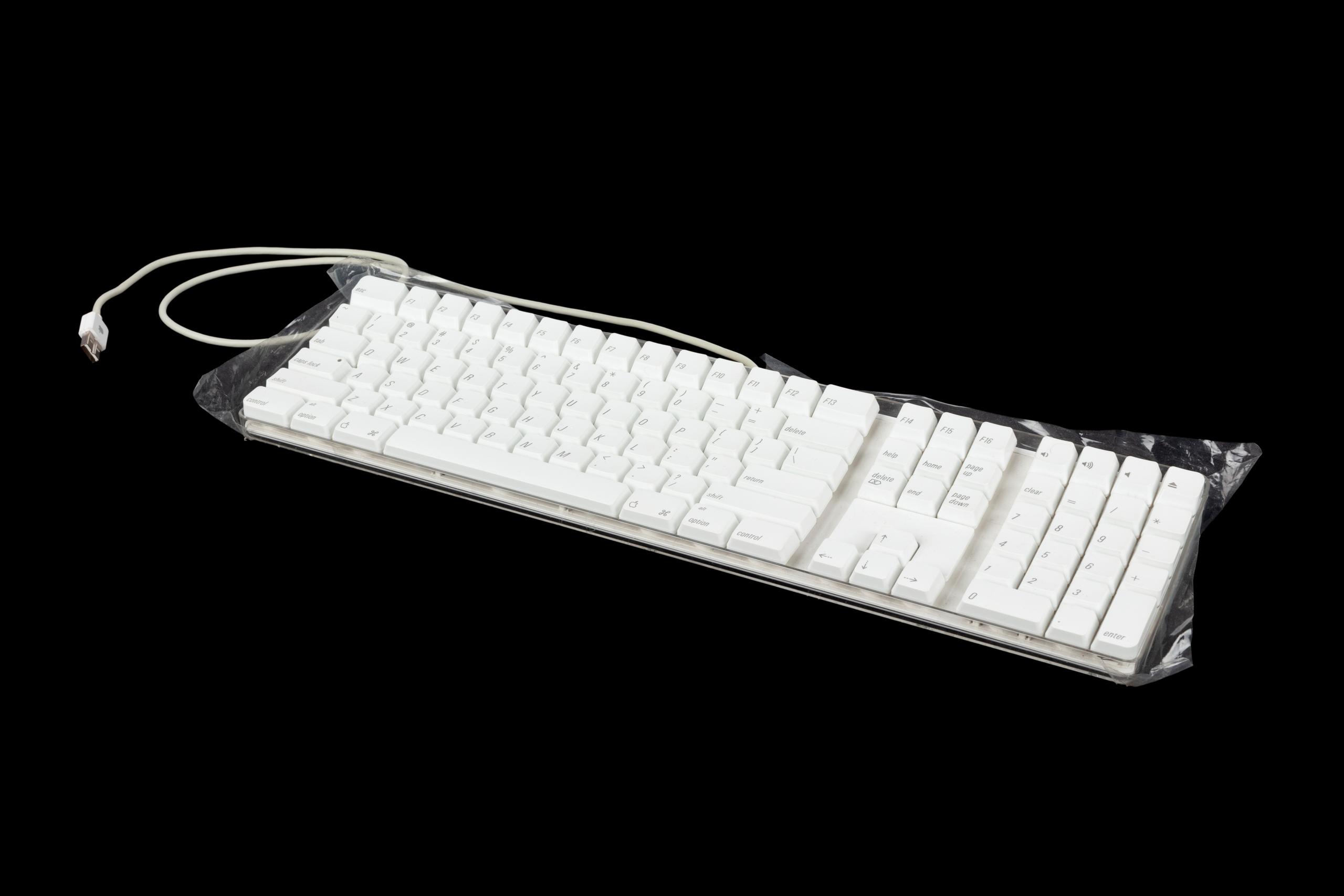 Powerhouse Collection - ⁨Apple PowerMac G5 keyboard⁩, 2004