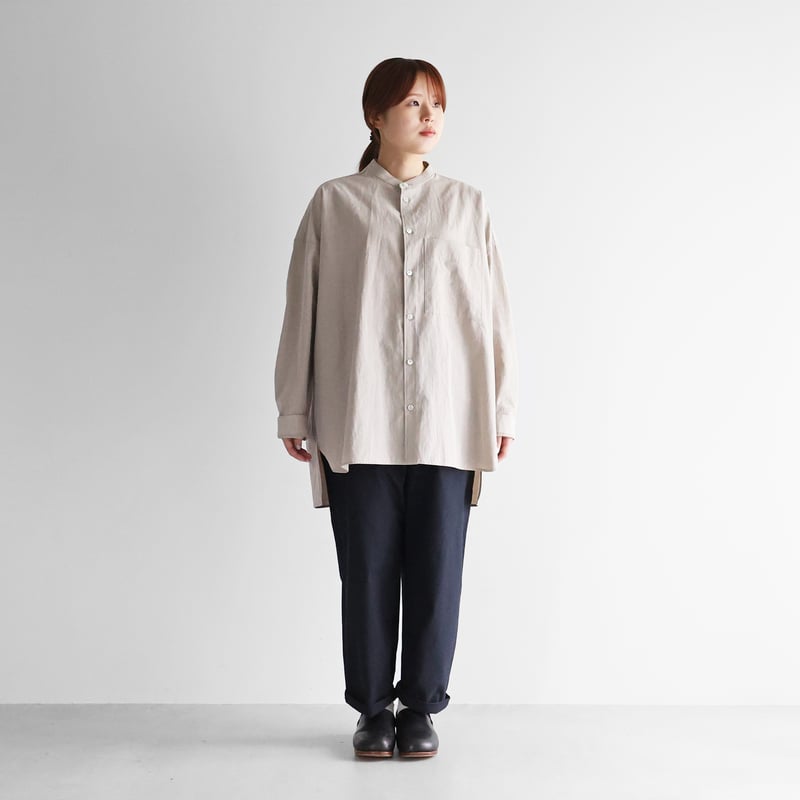 ギザコットンヘンプバンドカラーオーバーシャツ（ナチュラルグレー