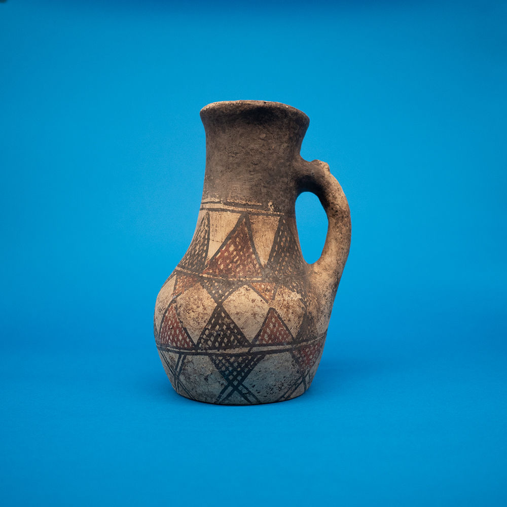 美しい古美術品◼️蔵から出てきた美しい謎の紋様が刻まれた壺、壷、花