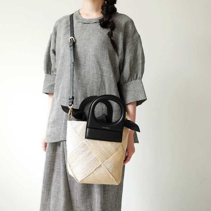 VIOLAd'ORO｜ヴィオラドーロ ｜アバカメッシュ 2WAYバケットバッグ｜V