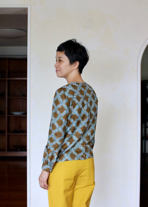 ミナ ペルホネン petal check クルーネックブラウス | Shoka: