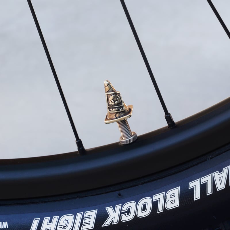 予約・5月納期］MXMXM縦コーンG OODS （キーホルダー/バルブキャッ プ