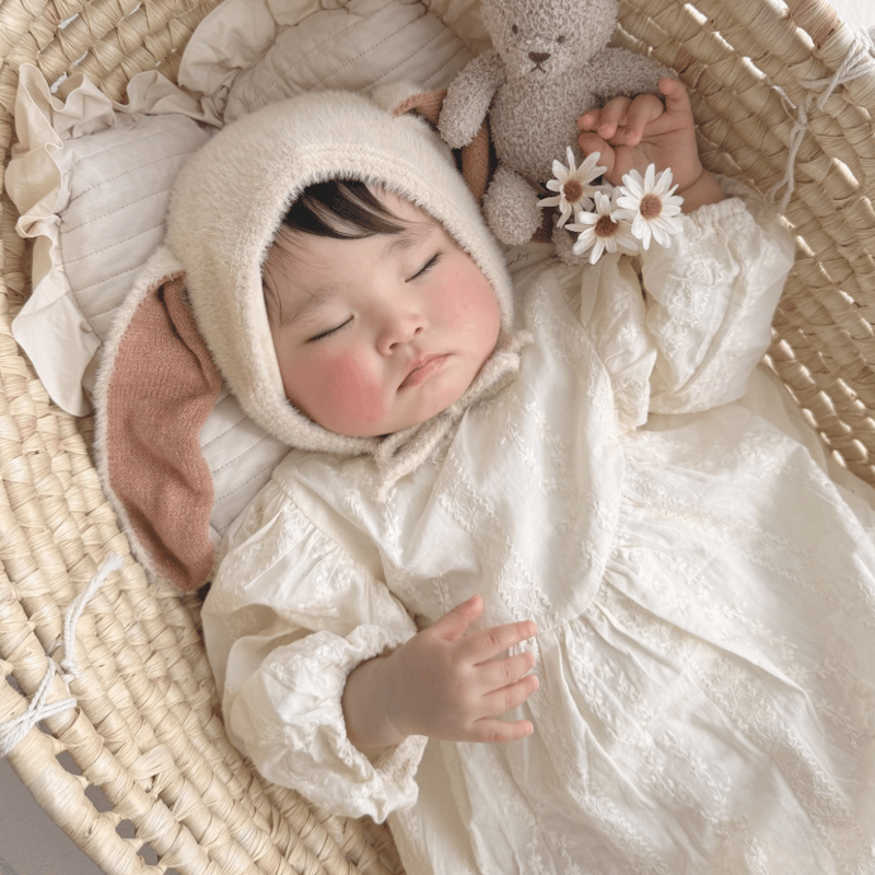 即納あり◇うさ耳ふんわりロング耳ボンネット(219) | こどもふく🧸mocokids