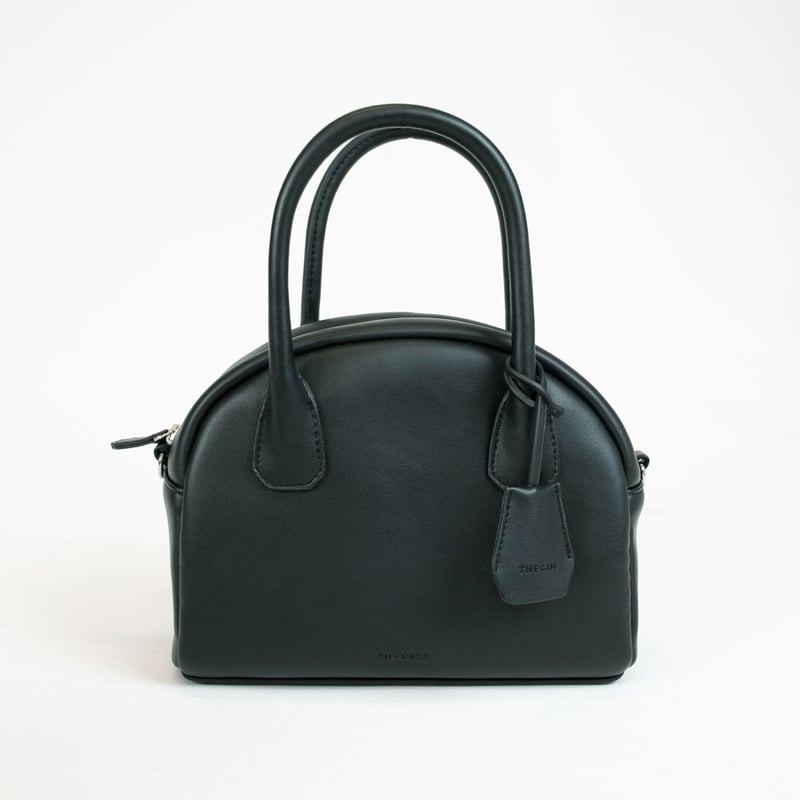 収納力もありながらオシャレに決まる程よいサイズ感の Mini Boston