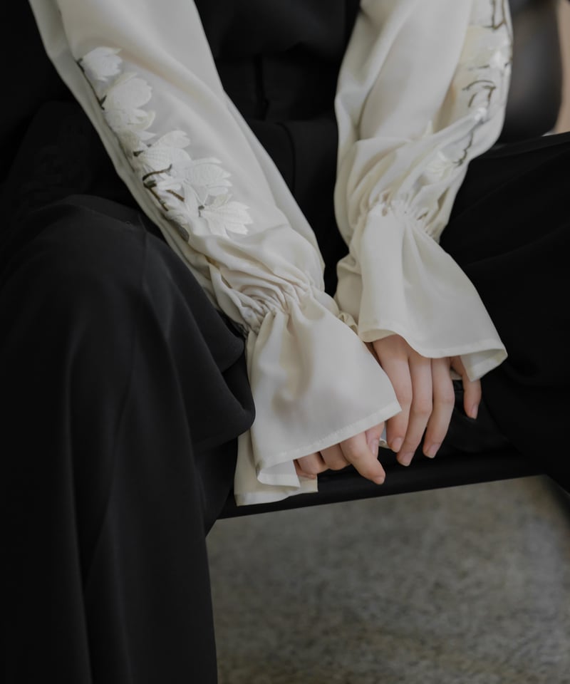 花を着るセットアップ 〈ブラウス〉【白木蓮】 | iCONOLOGY