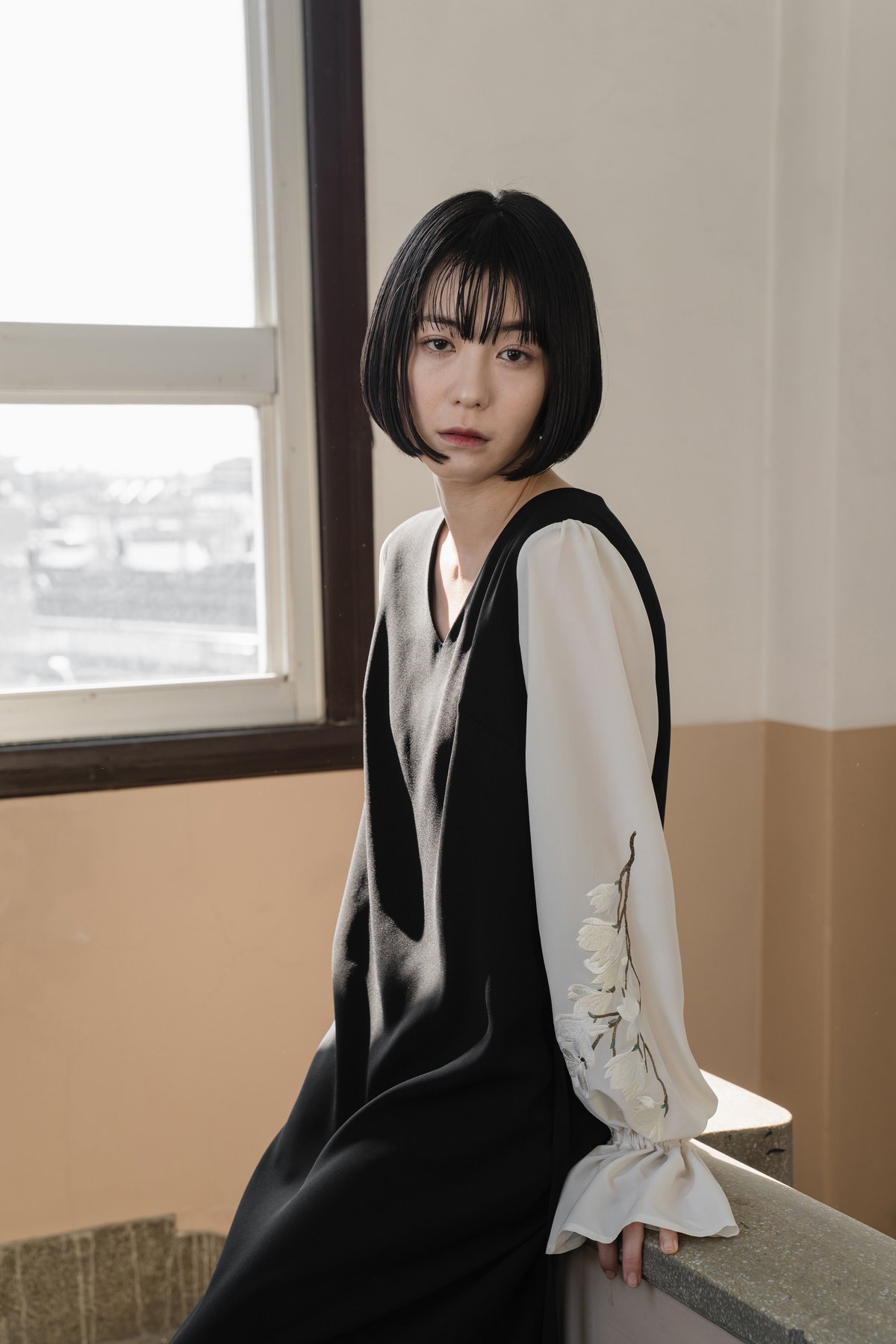 花を着るワンピース#02【白木蓮】 | iCONOLOGY