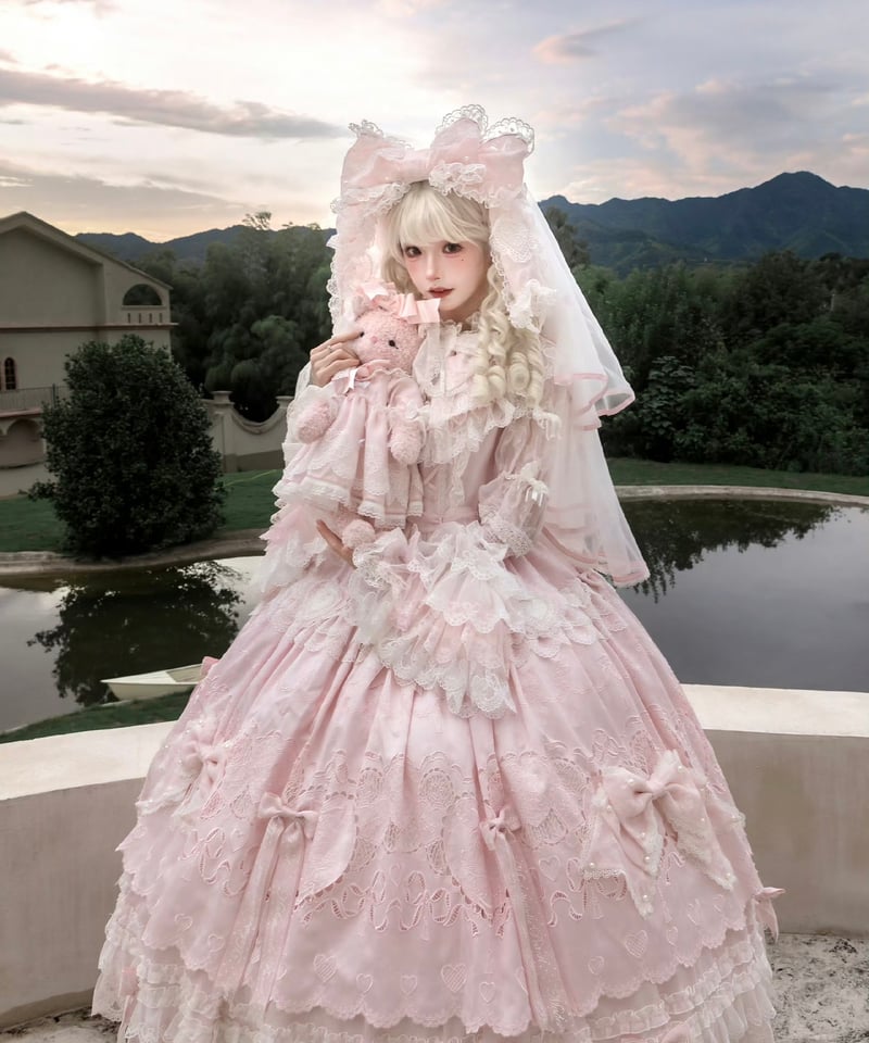 レース人形2.0」刺繍ドレス【12/25まで】送料無料！ | GIRLISM