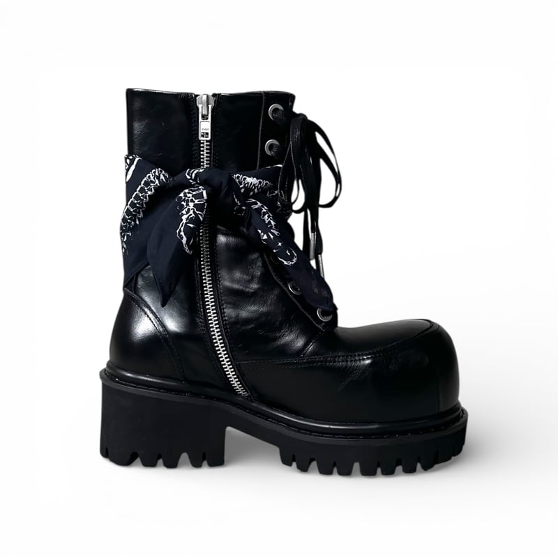 unconscious / Obsidian Recurve Boots 