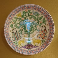 イヤーズプレート2025年「富士爛漫」（皿立付・化粧箱入） | KOBEIGAMA