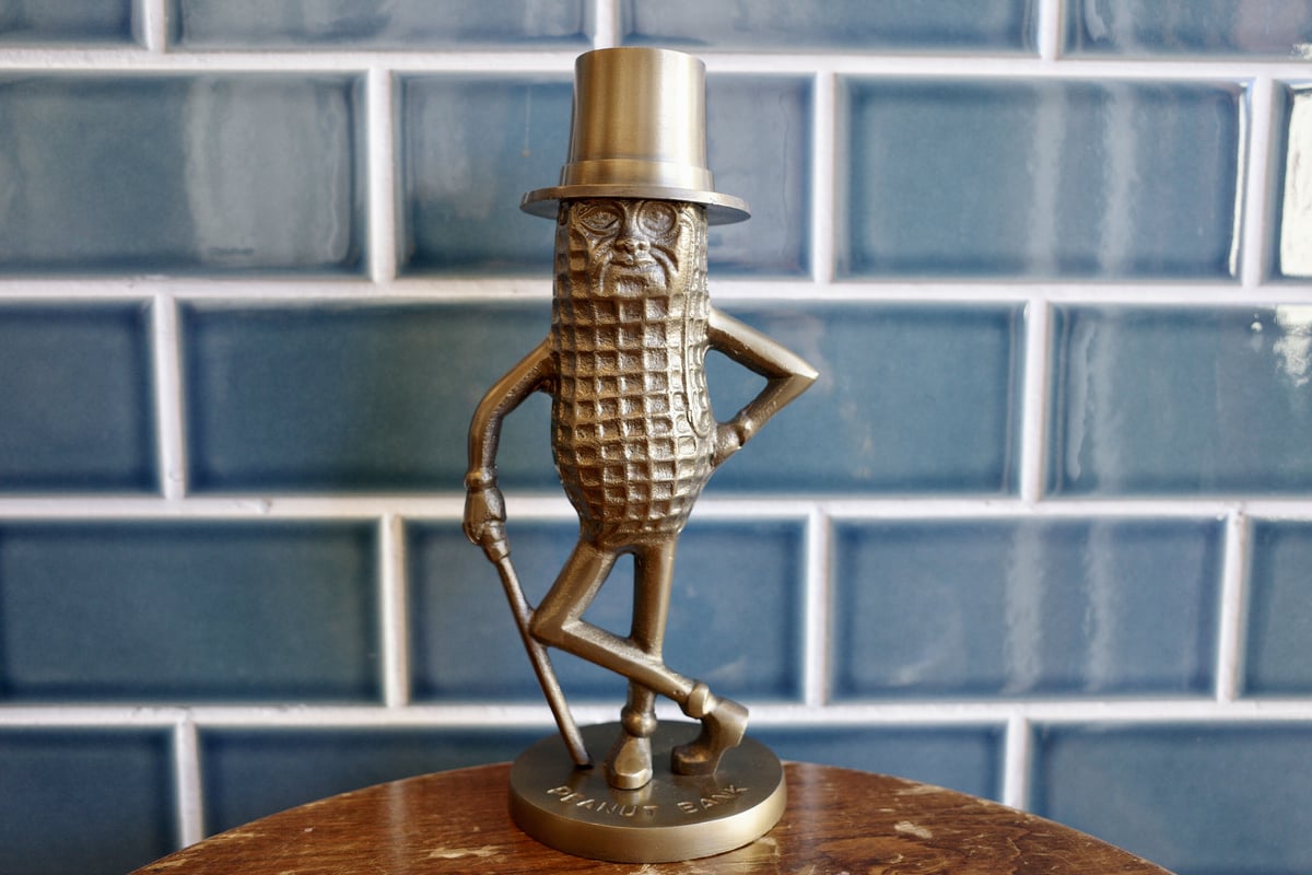 新品 Mr Peanuts ミスターピーナッツ フィギュアドール コインバンク