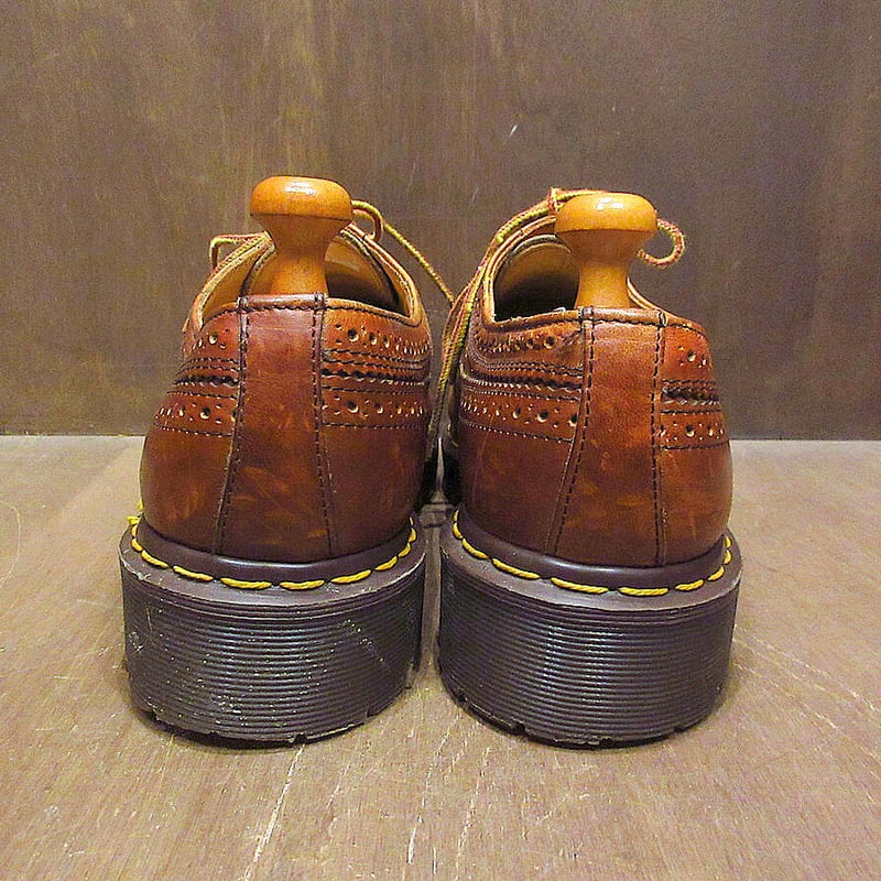 MADE IN ENGLAND Dr.Martens 3989ウイングチップ5ホールシューズ茶
