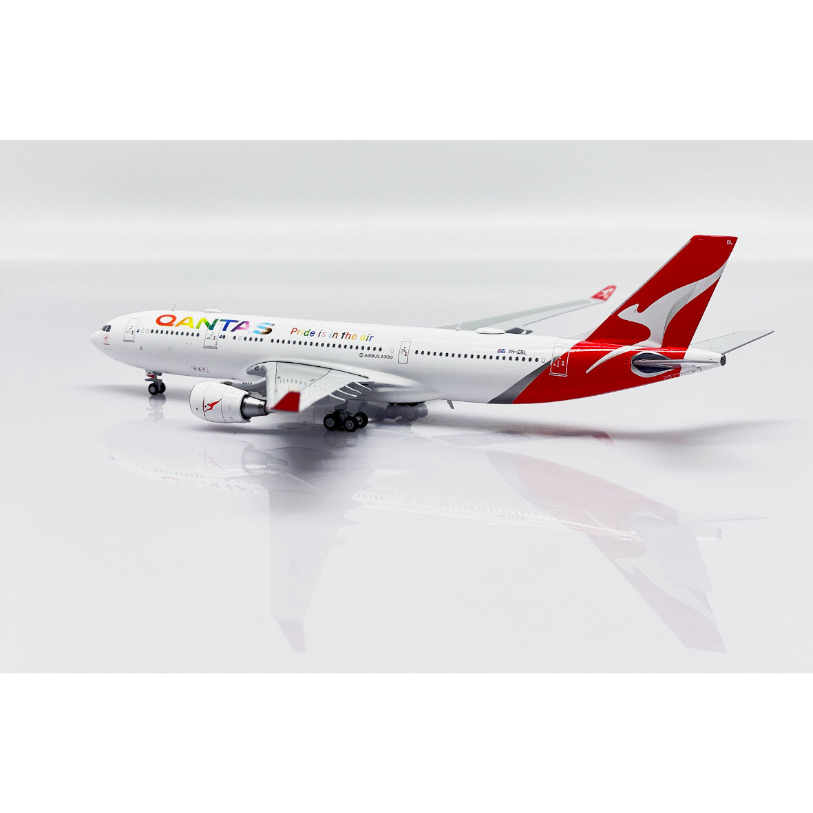 お取り寄せ商品】1/400 A330-200 カンタス航空 