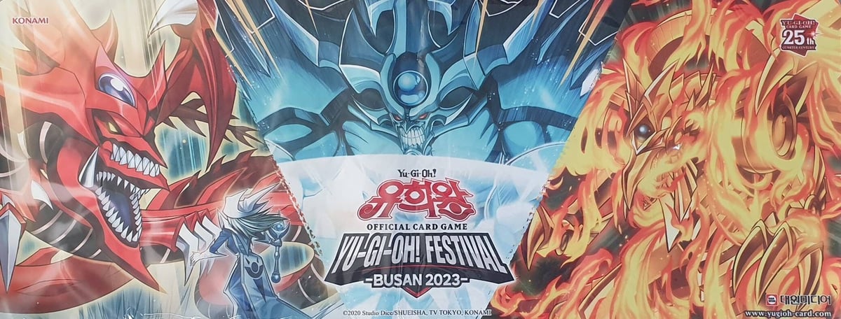 韓国版 遊戯王フェスティバル 三幻神 ハーフプレイマット | ✨プラチナ