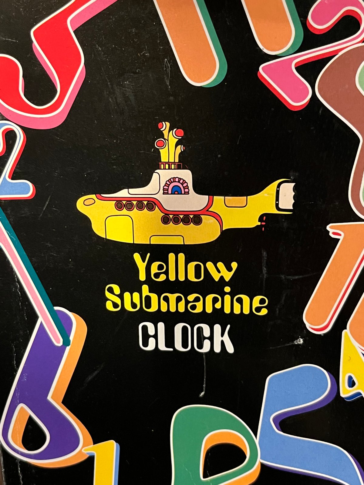ビートルズ イエローサブマリン 置き時計 | アンティーク家具と喫茶