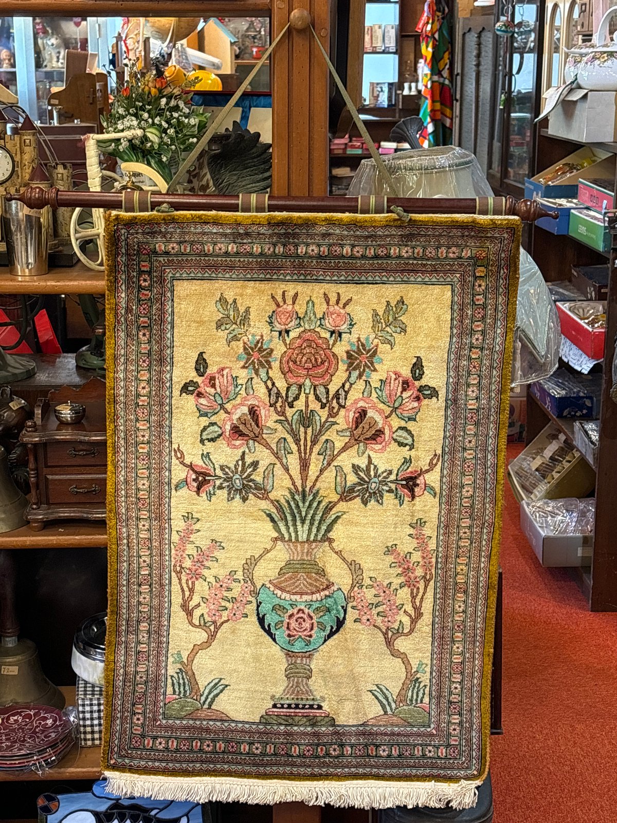 イラン産 高級ペルシャ絨毯 タペストリー シルク製 | アンティーク家具