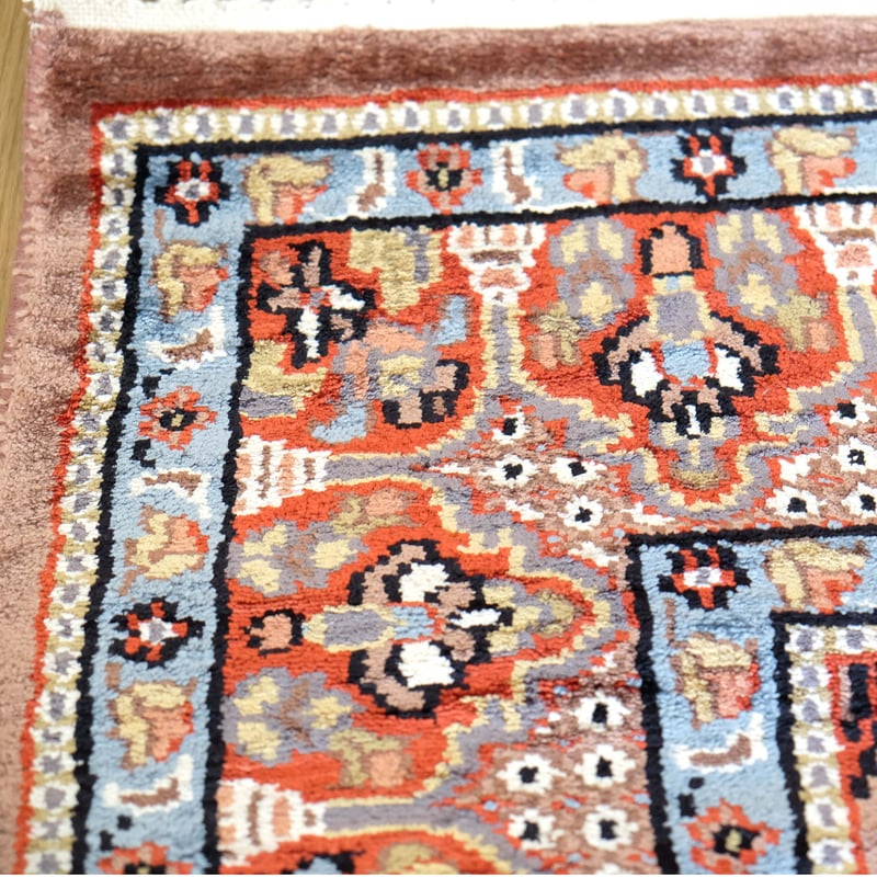 インド 手織り絨毯 シルク ＜約123 x 190 ㎝＞ 天井文様 | インド雑貨