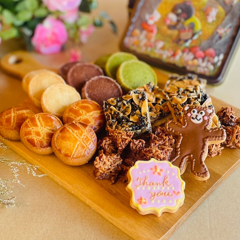 美食家く〜ま君のキノコ狩りクッキー缶】2025 4月分 | THE NICOLE