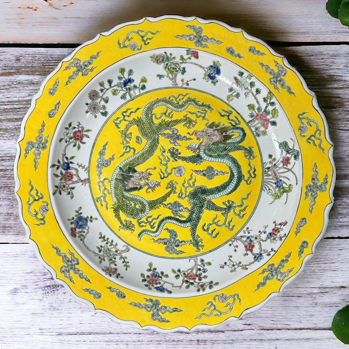 大清康熙年製 色絵【龍 雲 花 草】大皿 丸皿 中国美術 盛り皿 飾り皿