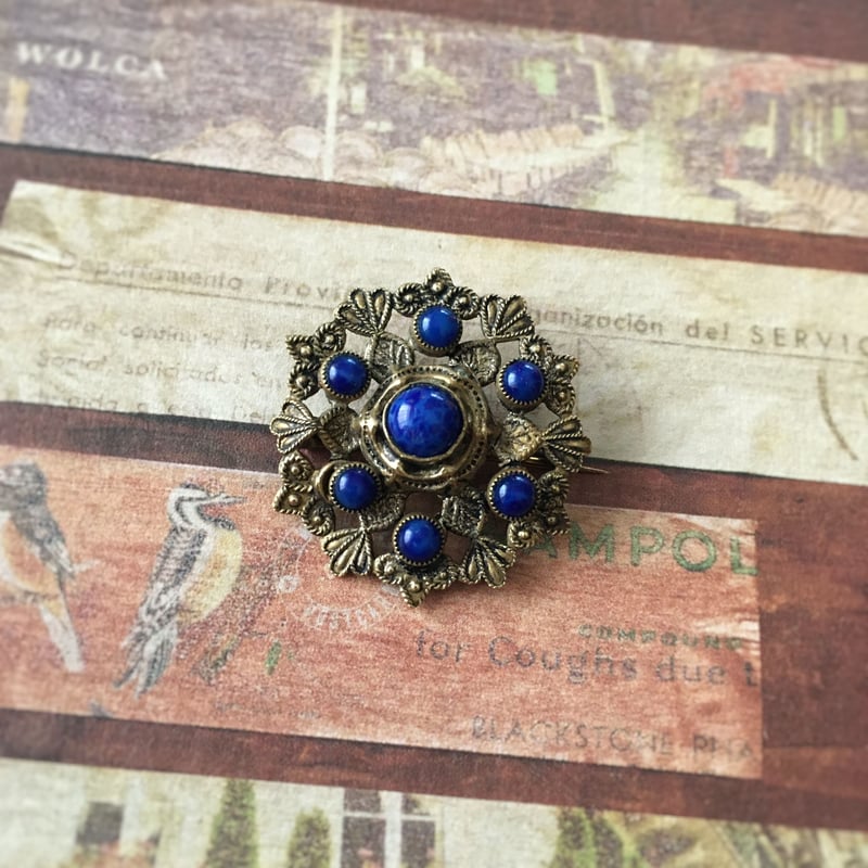 ココ様希少！ヨーロッパ製 バイカラーガラス ヴィンテージブローチB172