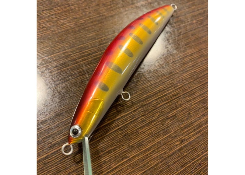 ハンドメイドルアー フローティング 赤金ヤマメ 9cm 【幾ミノー / IKU