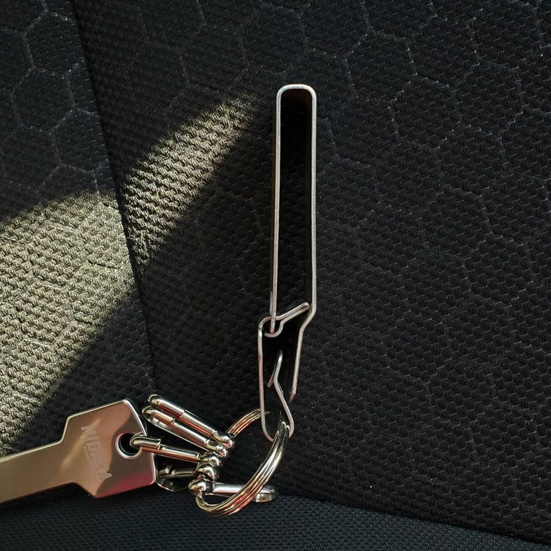 HIDAKA - USB key ring | AVET