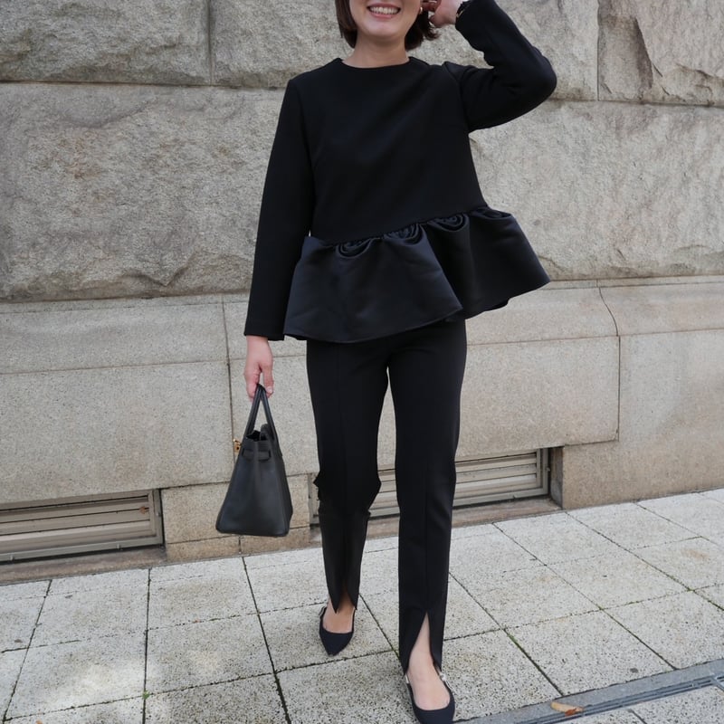 Ripple Peplum Blouse black | HEVE