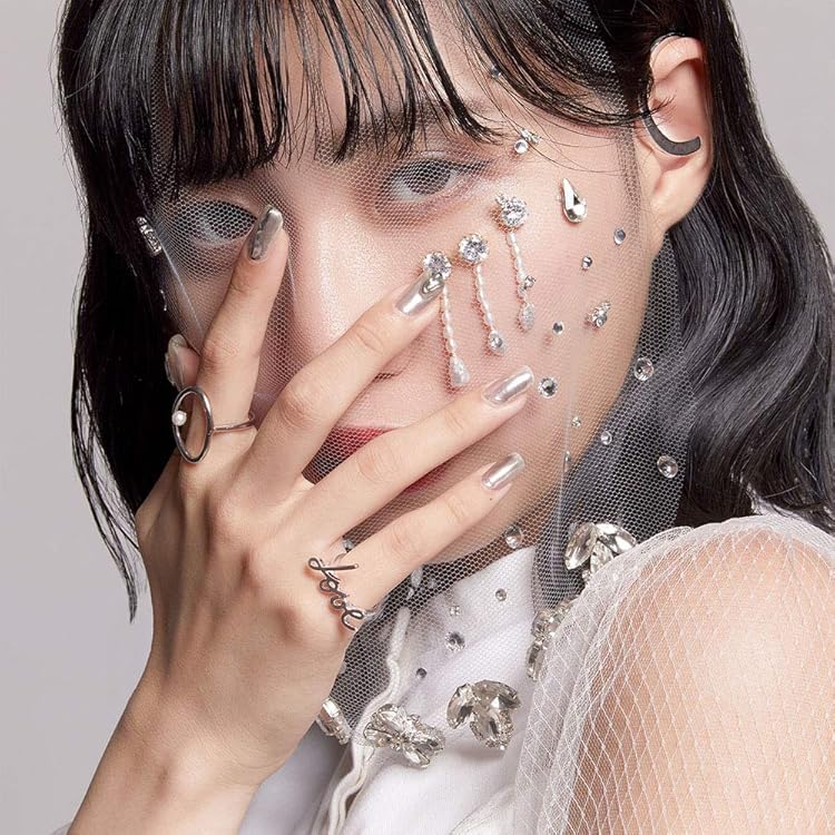 Amazon.co.jp: eill : 【Amazon.co.jp限定】ACTION (初回限定盤