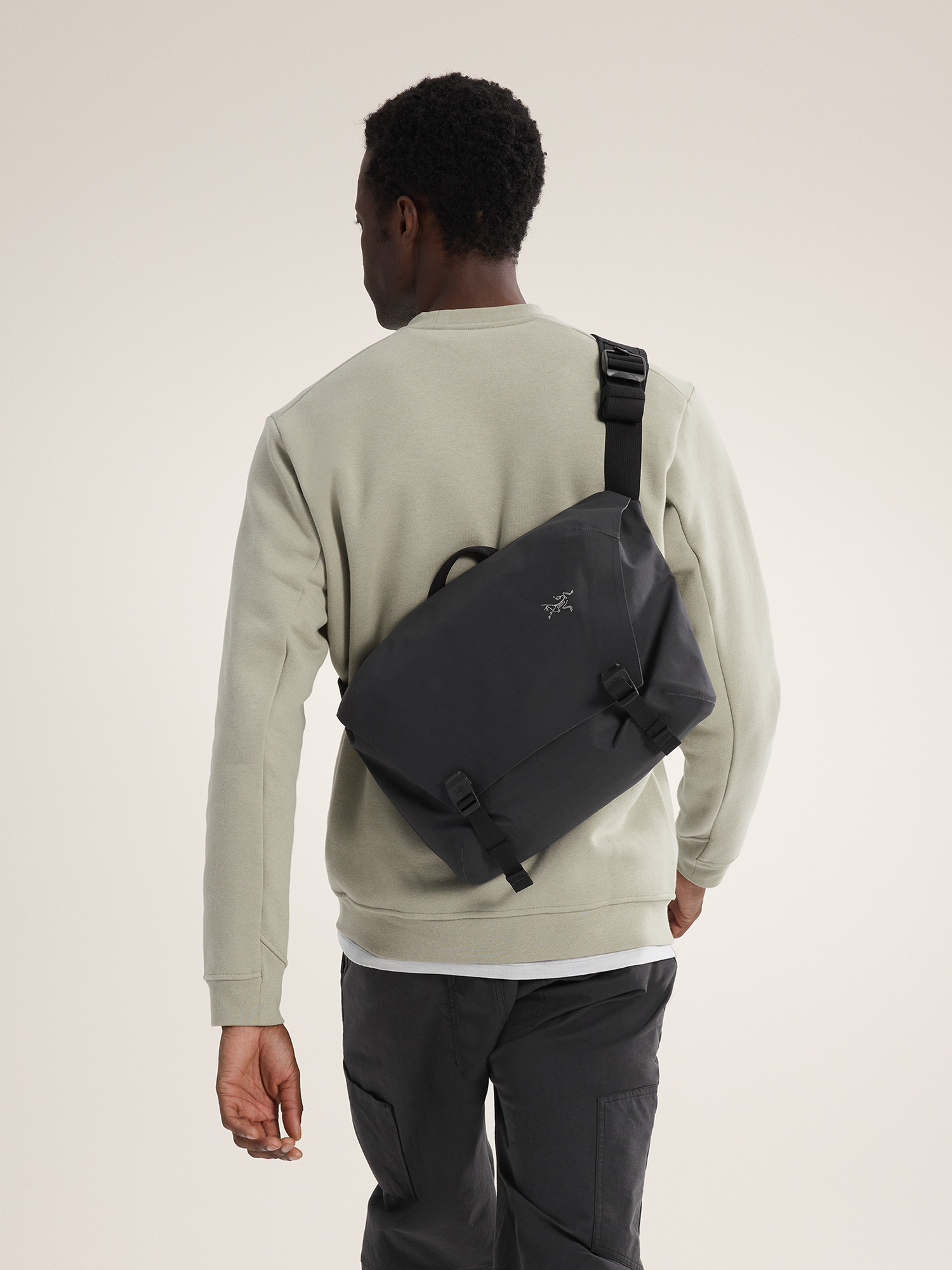 Granville 10 Courier Bag | Arc'teryx United States