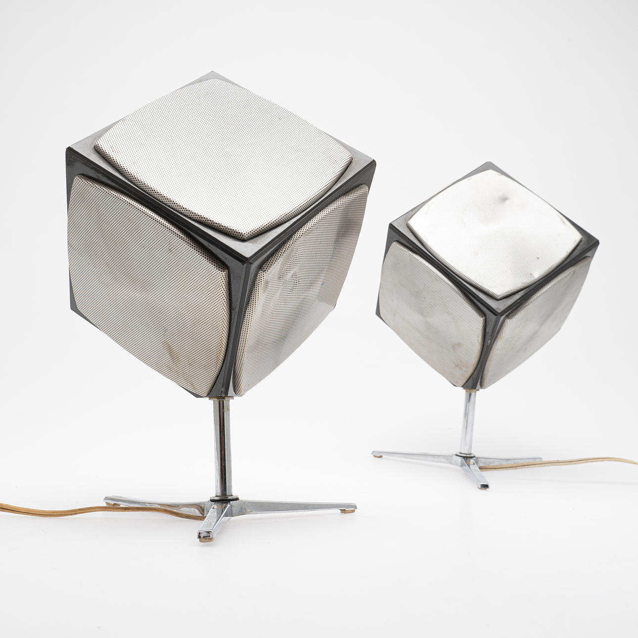 Grundig, two speakers / speakers, model 'Audiorama 700', metal