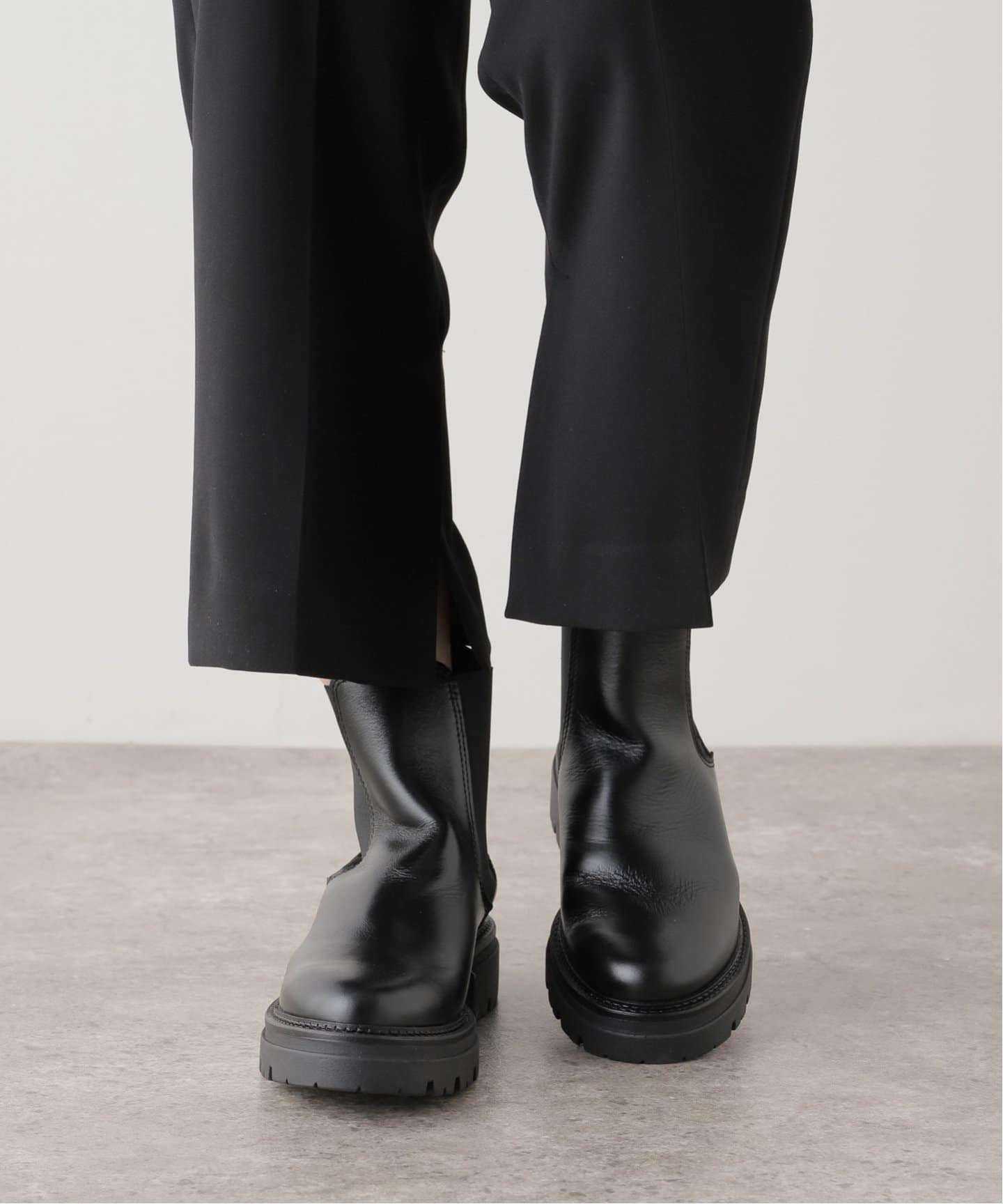 ENESS/エネス】 サイドゴアブーツ（ブーティ・ショートブーツ）｜U by