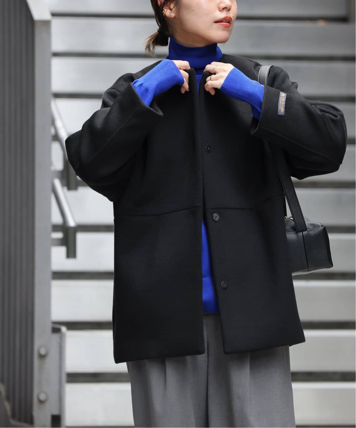 追加》スーパーファインビーバークルーネックコート（ノーカラーコート