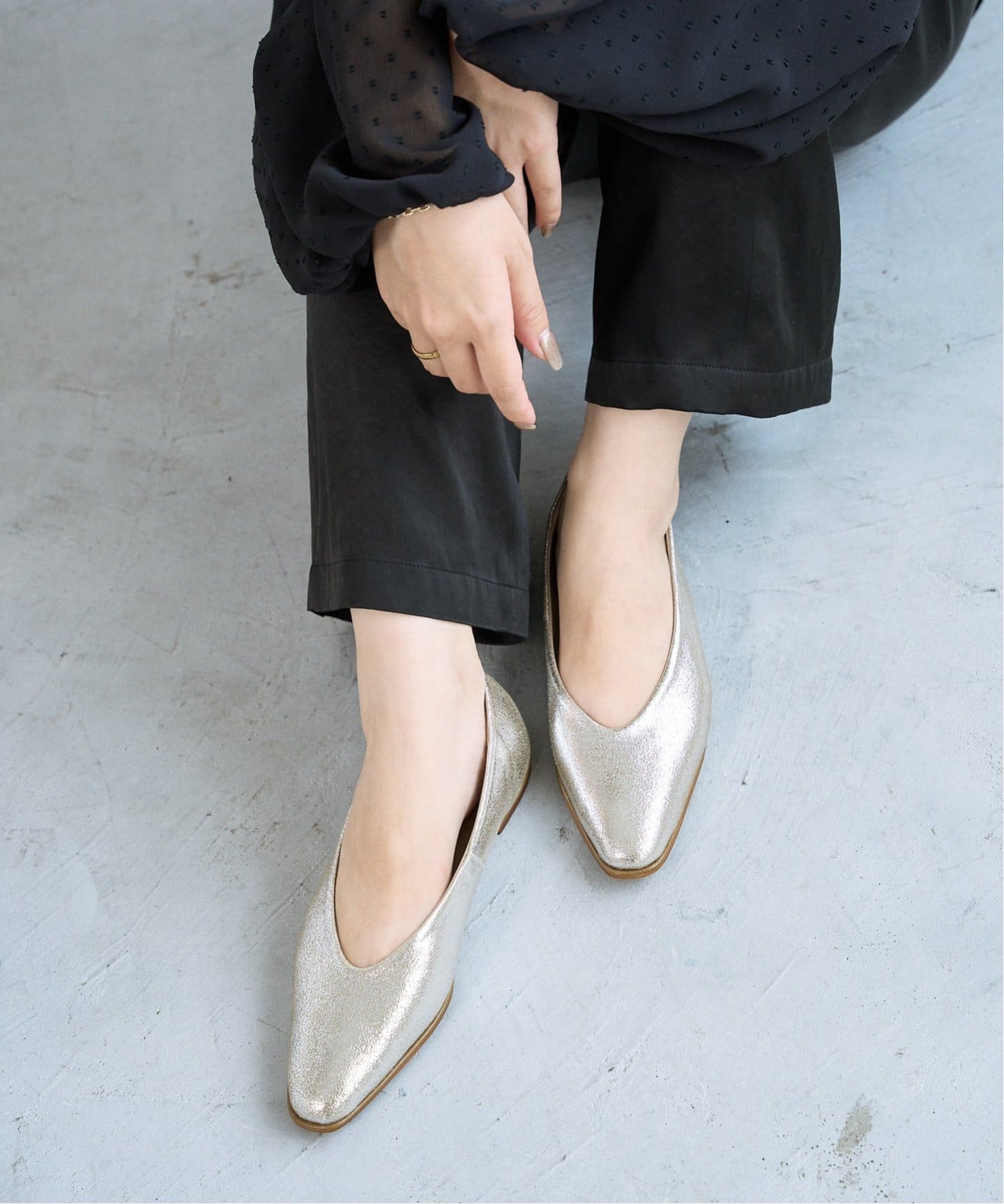 追加》レザーUカットフラット（フラットシューズ）｜LE TALON（ル