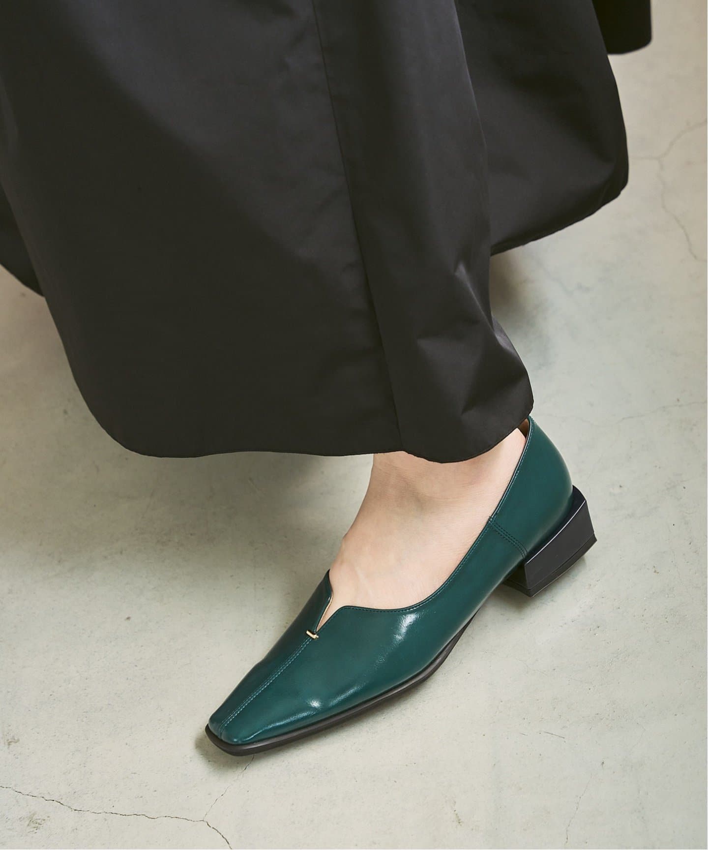 2.5cmスクエアスリットソフトフラット（フラットシューズ）｜LE TALON