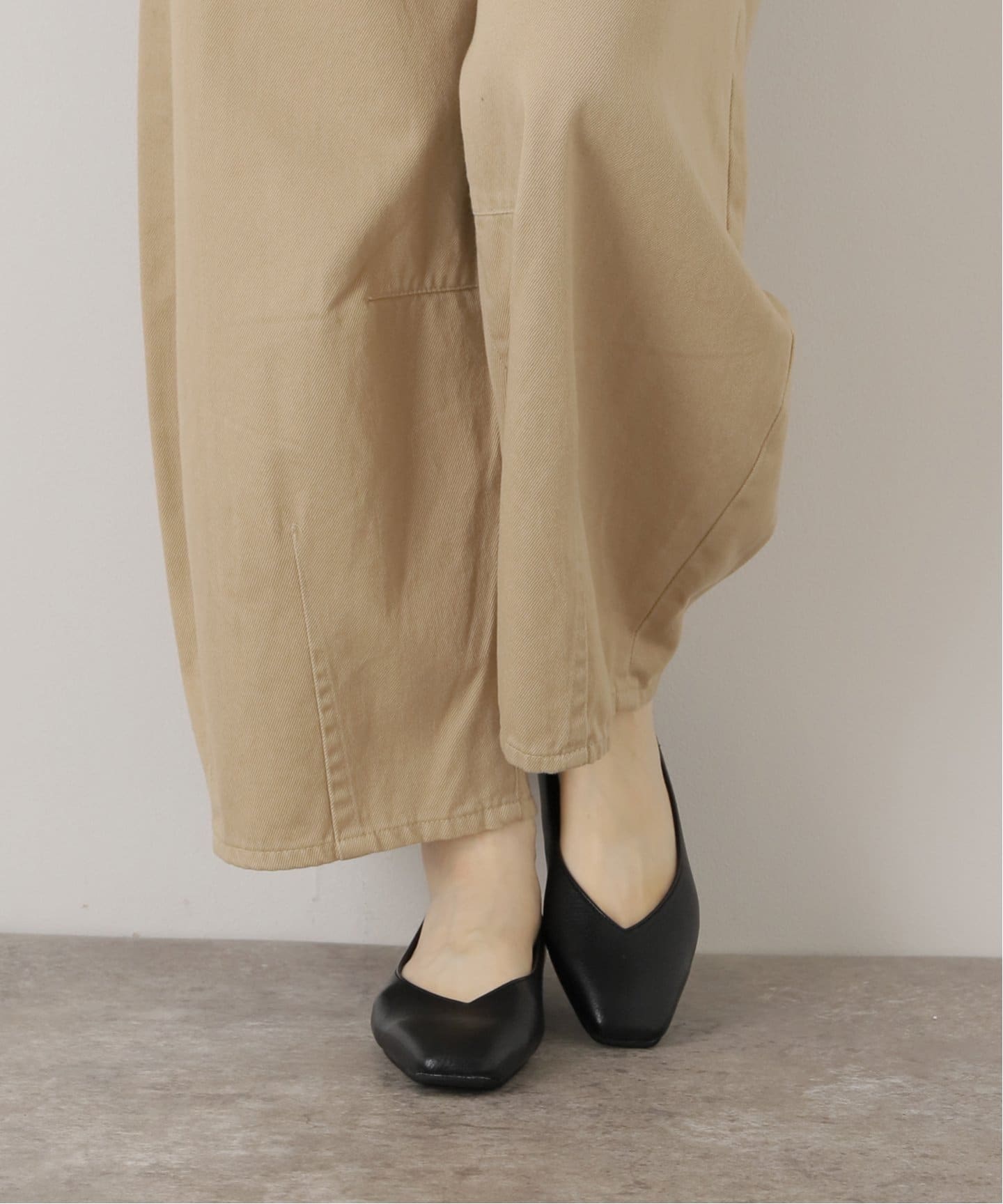 スクエアVカットフラット（フラットシューズ）｜LE TALON（ル タロン