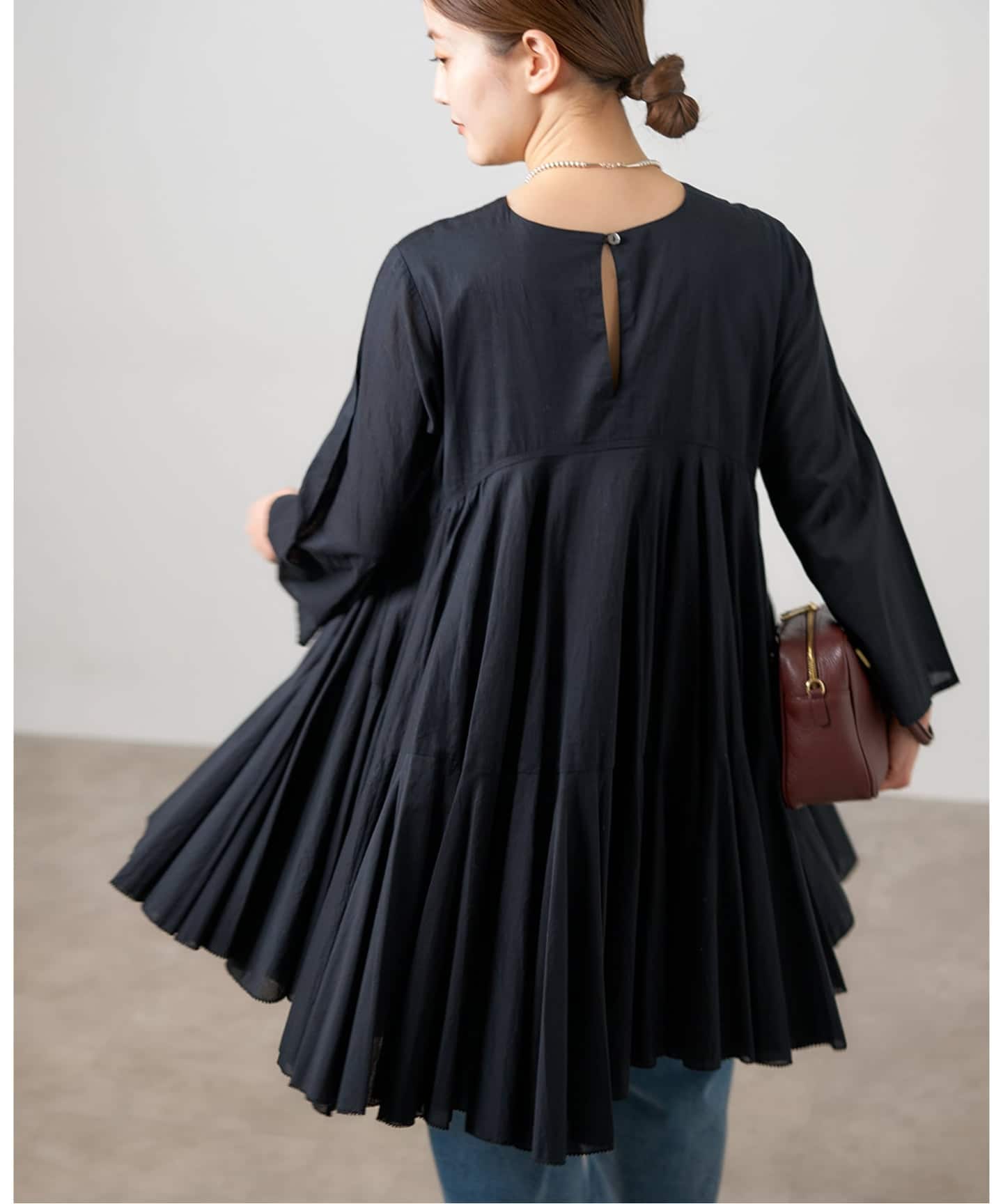 AAYUSHI/アユーシ 別注 ロングスリーブラッフルドレス（ワンピース