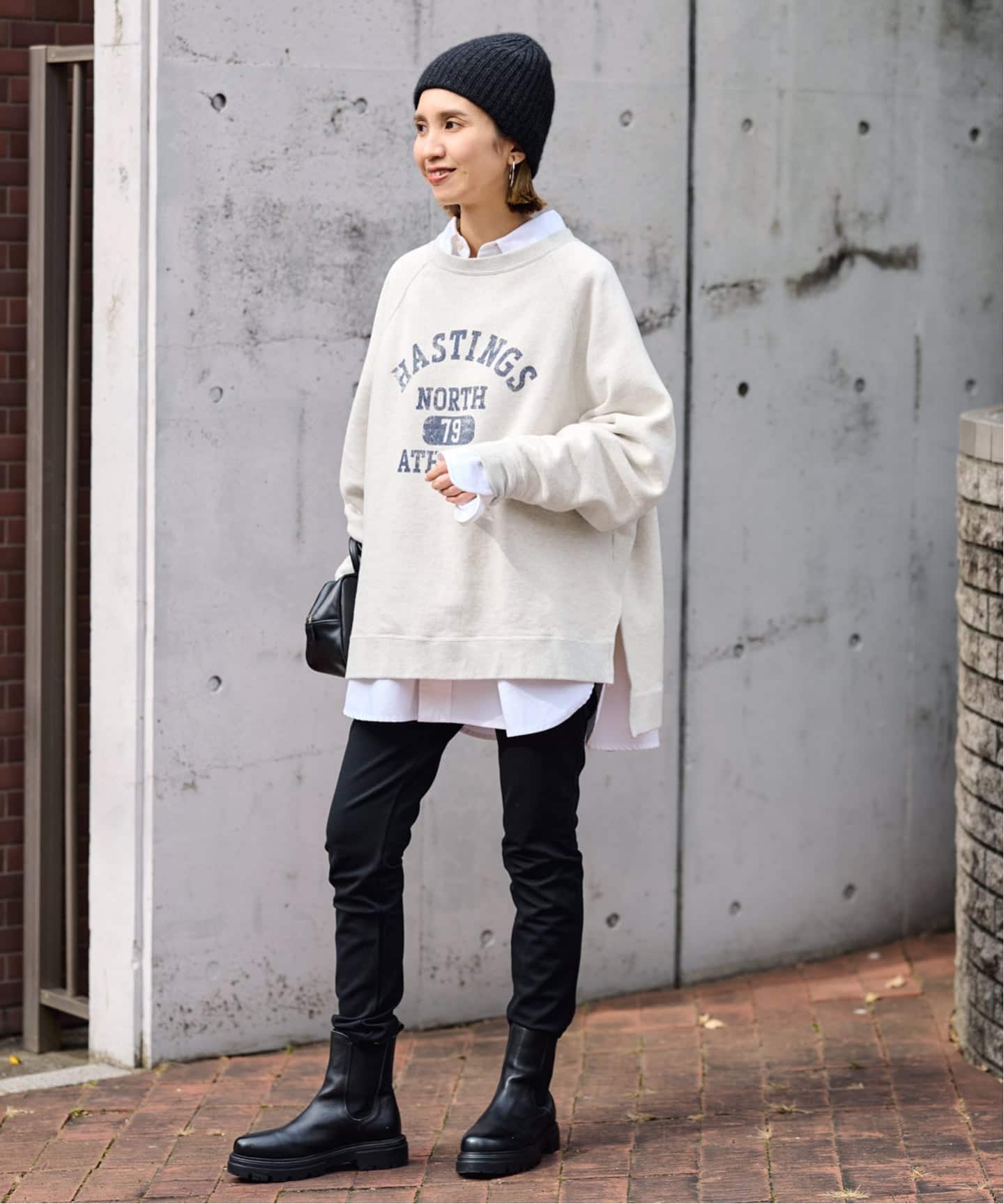 ラグランポンチョプリントスエット（スウェット）｜FRAMeWORK