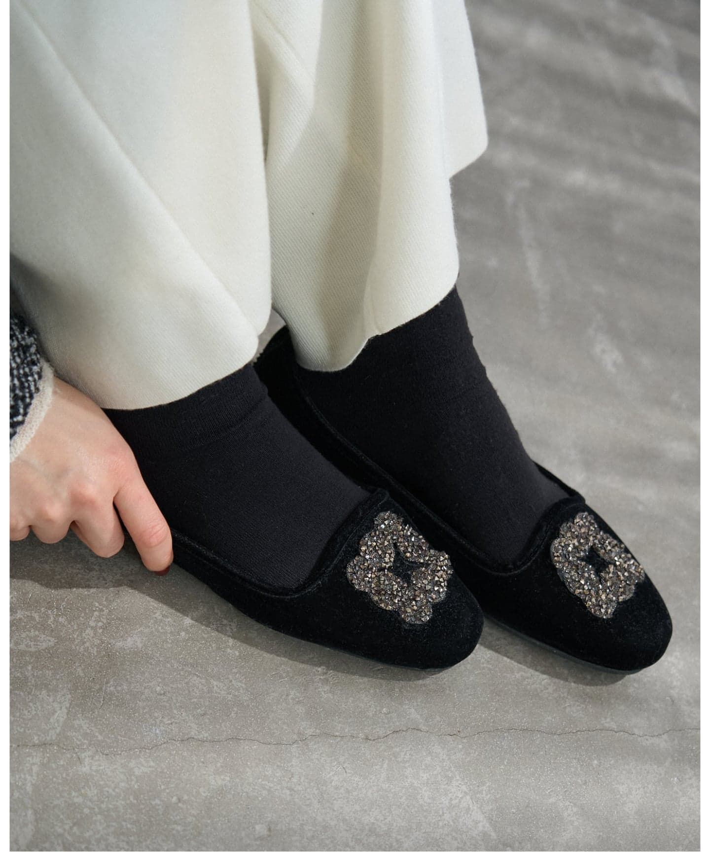 WEB限定/追加》MALUS/マリュス VELVET BIJOU SHOES（フラットシューズ