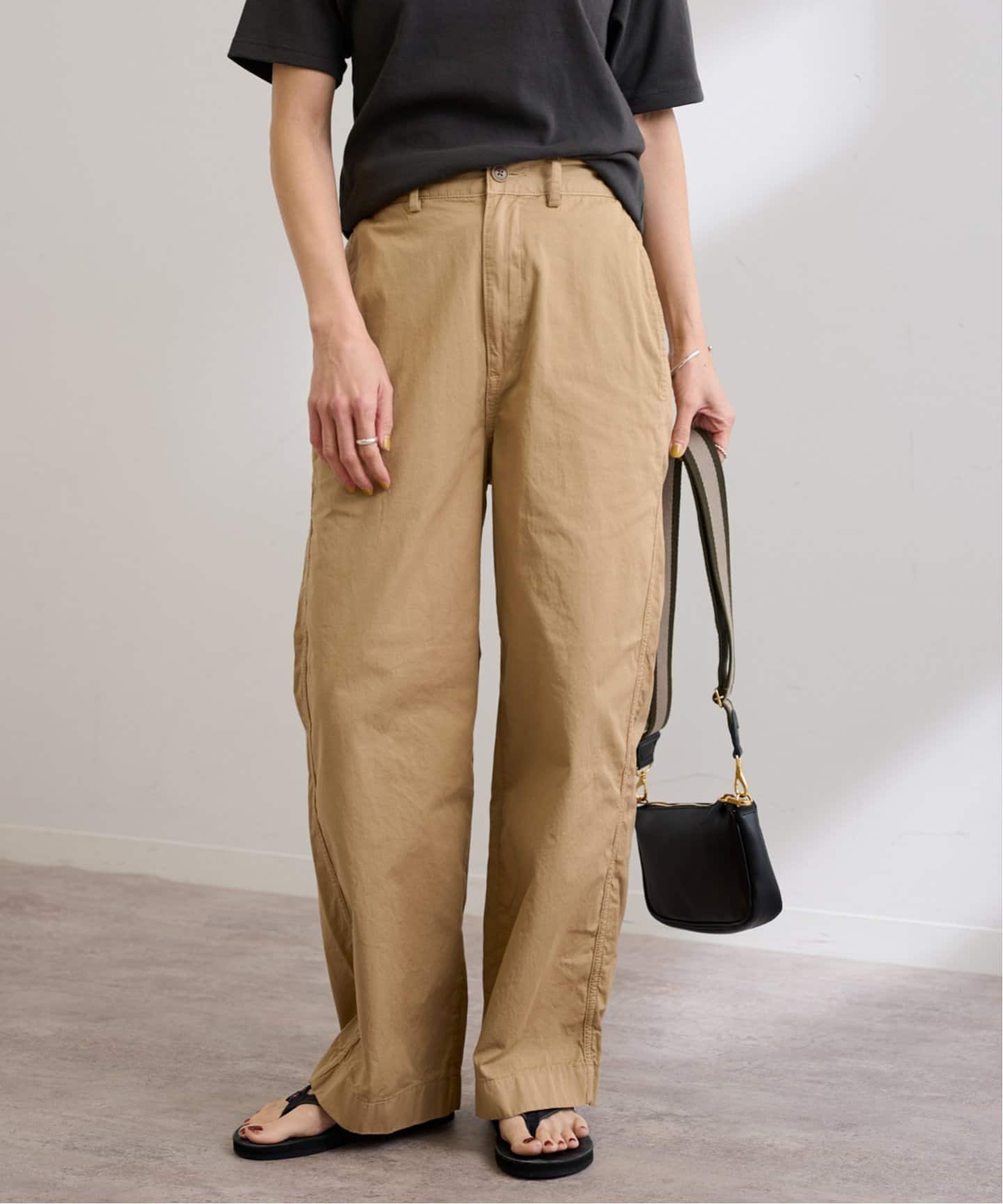 LIGHT CHINO クロップドパンツ（チノパンツ）｜FRAMeWORK（フレーム