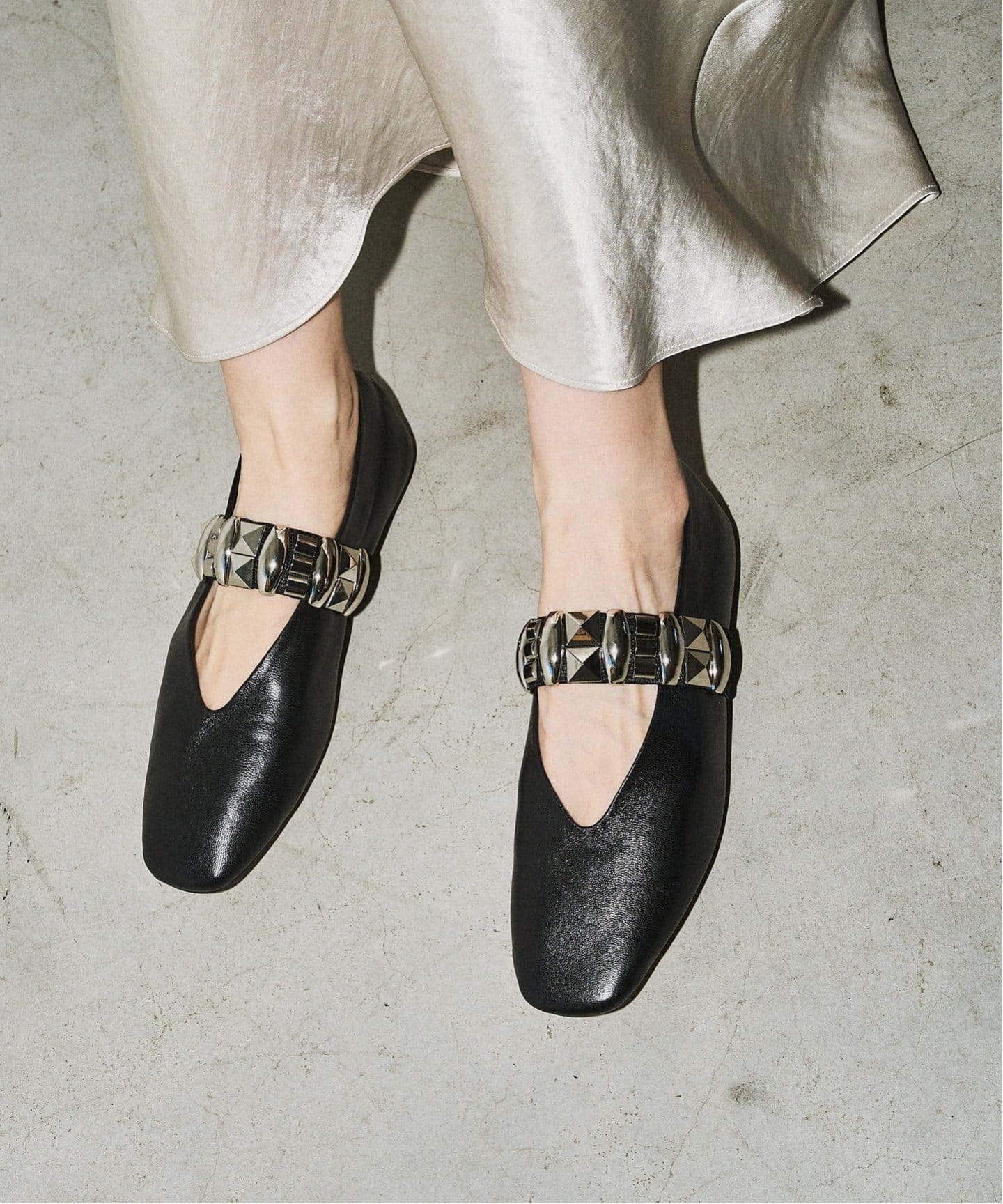 GRISEレザーEDGEラバースタッズメリージェーン（フラットシューズ