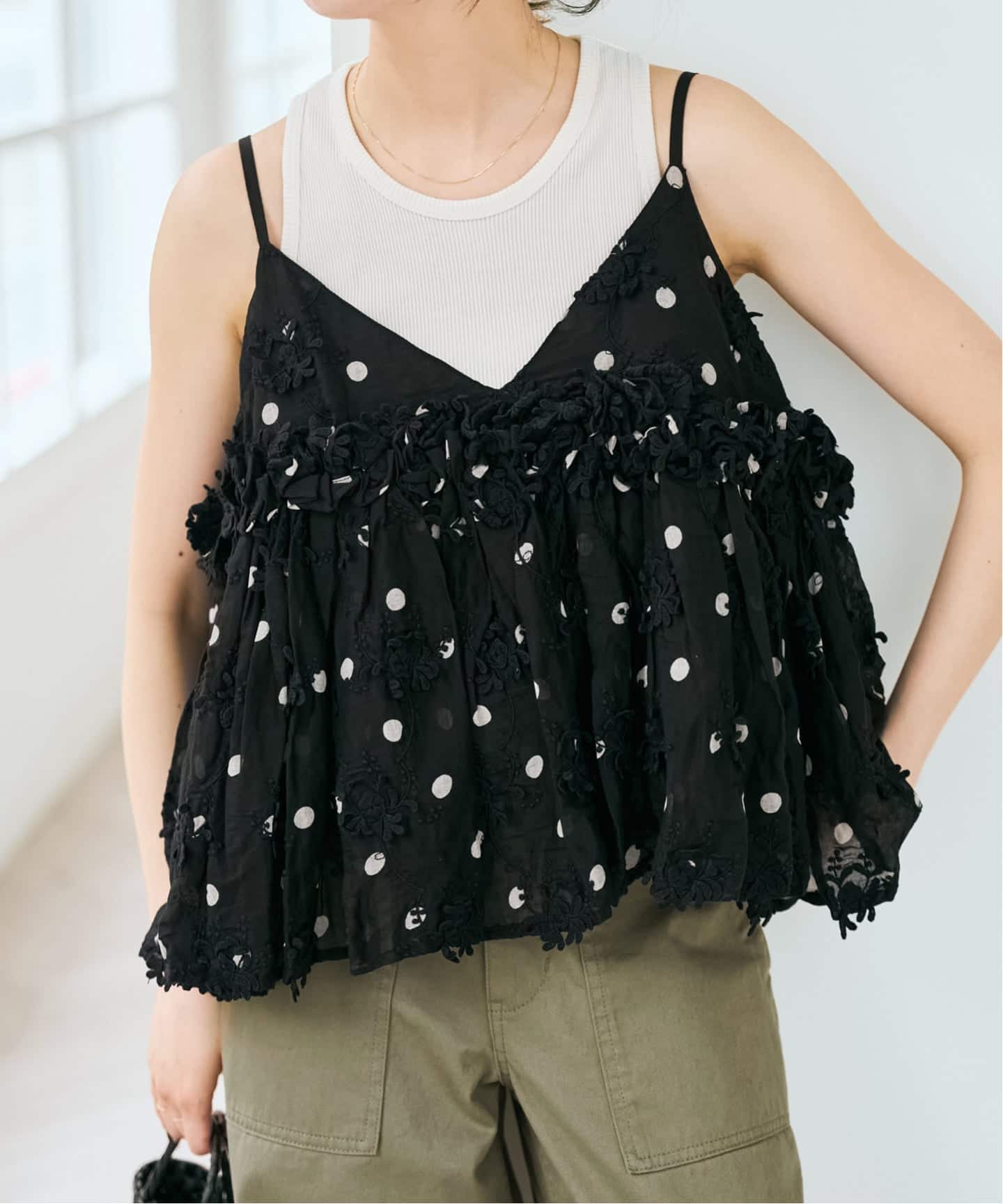 追加予約》crinkle crinkle crinkle 別注3D embroidery dot camisole